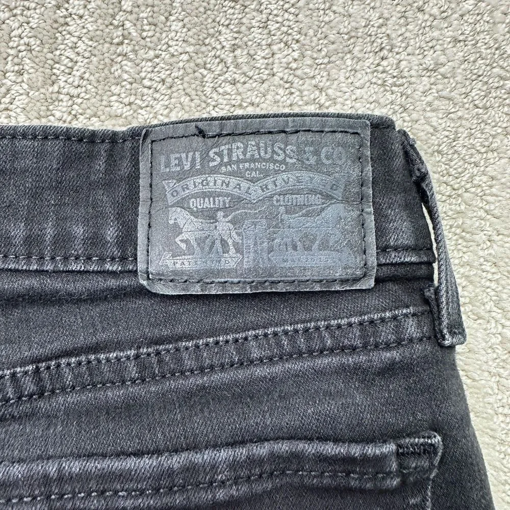 Levis 711 Jeans Women Black Distressed Skinny Slim Mid-Rise Denim Pants Size 30 - Picture 8 of 12